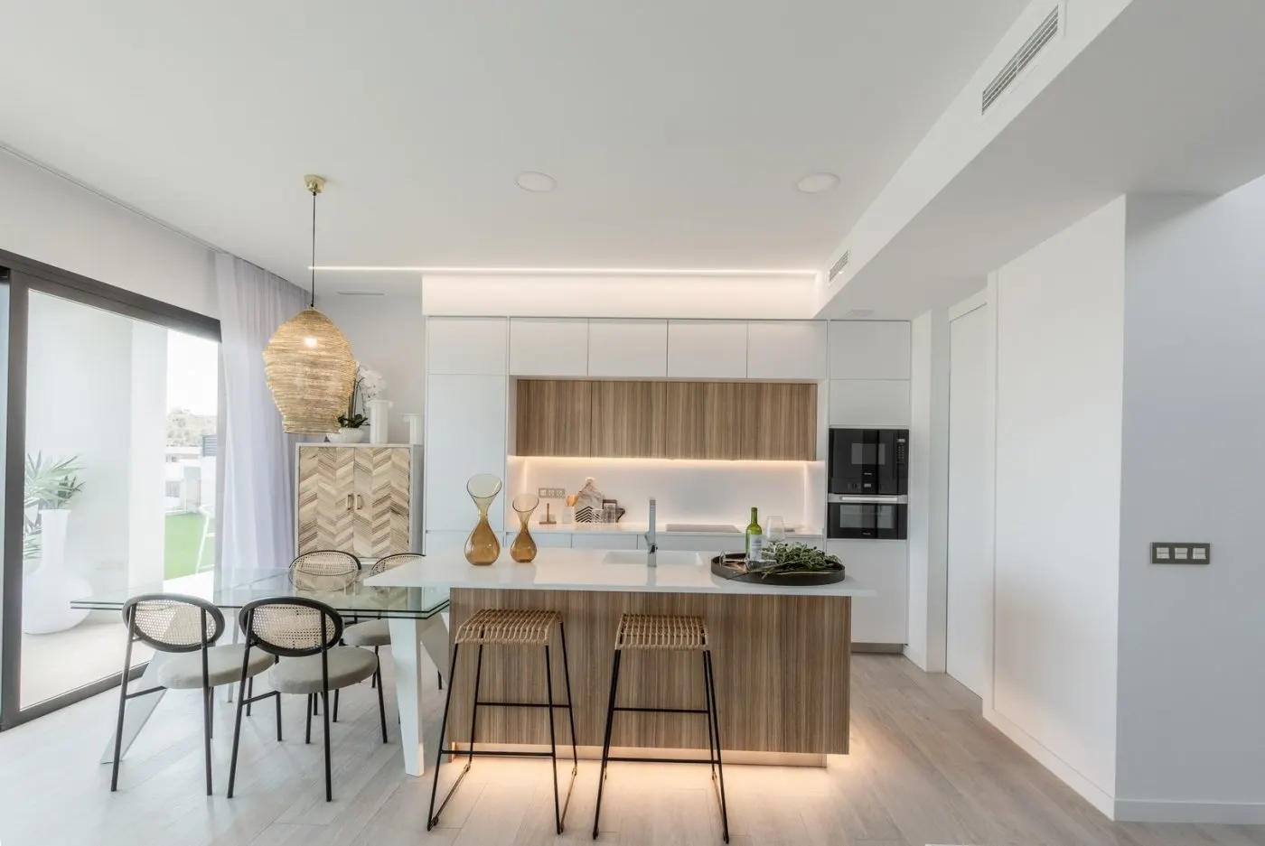 NEW BUILD VILLAS WITH PRIVATE POOL AND GUEST HOUSE — 4