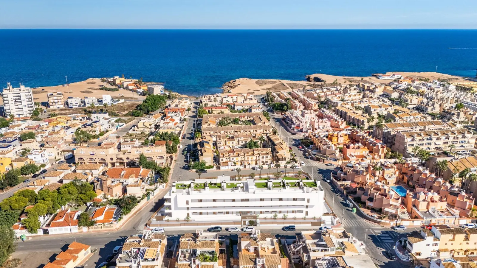 New Build Tourist Licensed Apartments 300 m from the Beach in Torrevieja — 3