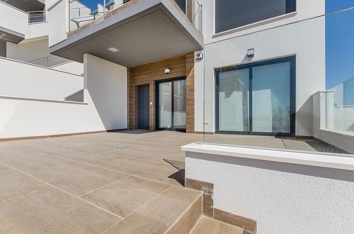 NEW BUILD BUNGALOWS IN SAN MIGUEL DE SALINAS — 4