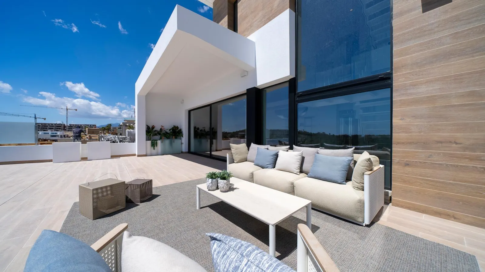 NEW BUILD VILLAS WITH PRIVATE POOL AND GUEST HOUSE — 3