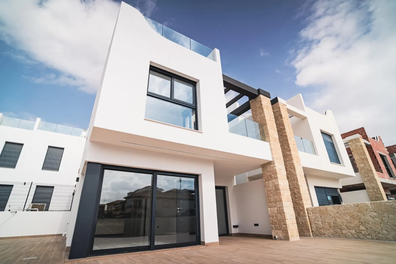 NEW BUILD RESIDENTIAL COMPLEX IN PUNTA PRIMA — 3