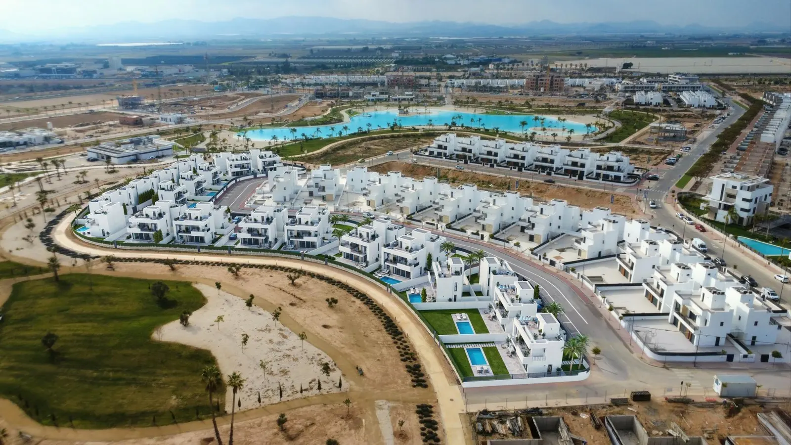 New Build Luxury Villas in Santa Rosalía Lake and Life Resort — 3