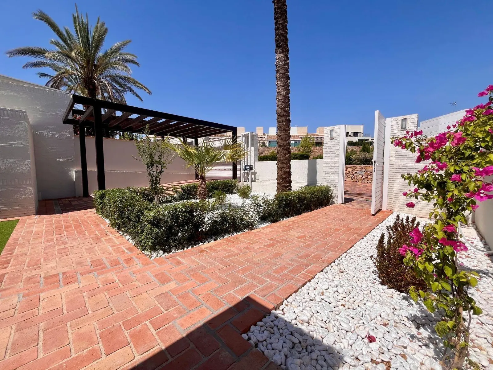 Elegant One-Level Townhouses with Private Pool in Peraleja Golf Resort – Costa Cálida — 5