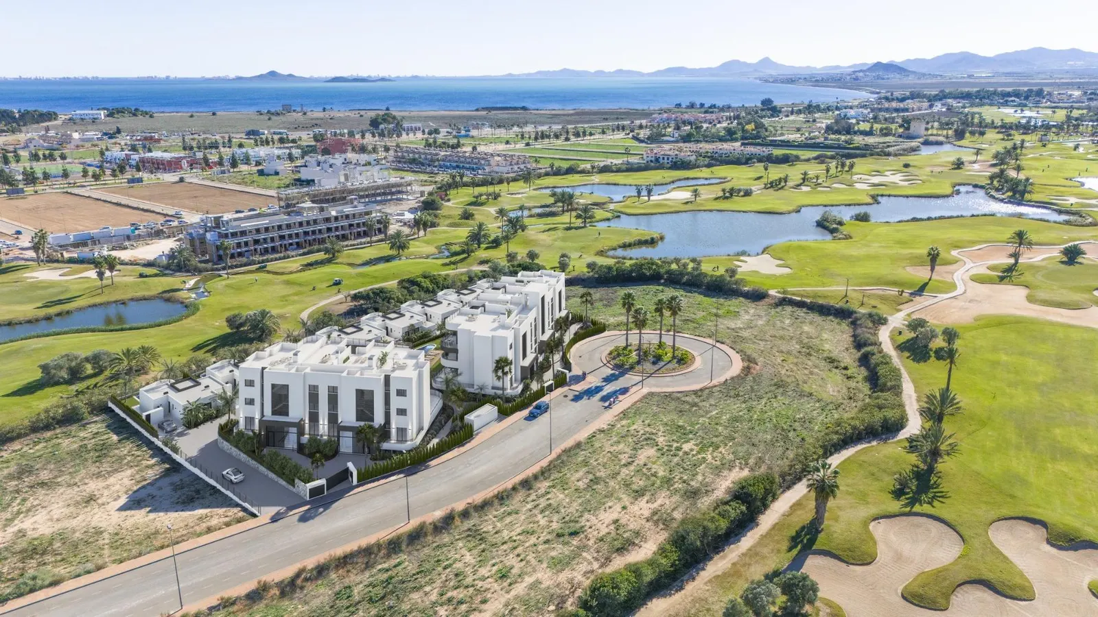 New Build Residential on the Frontline of La Serena Golf in Los Alcázares — 4