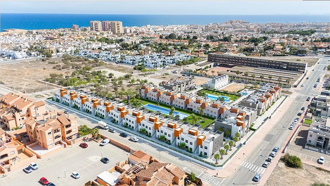 New Residential Development in Torrevieja, Just 1 km from the Sea — 2