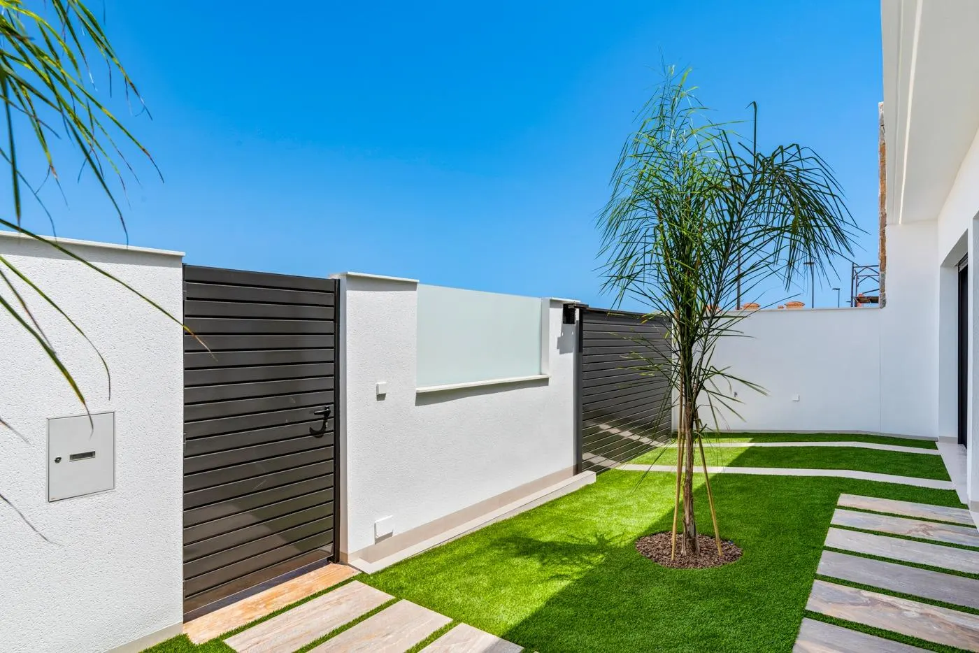 NEW BUILD TOWNHOSES IN LOS ALCAZARES — 4