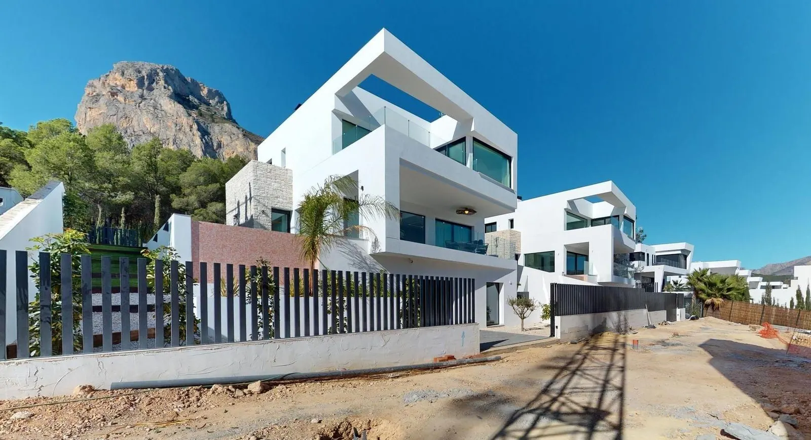 New Build Luxury Villas in Polop with Stunning Views — 3