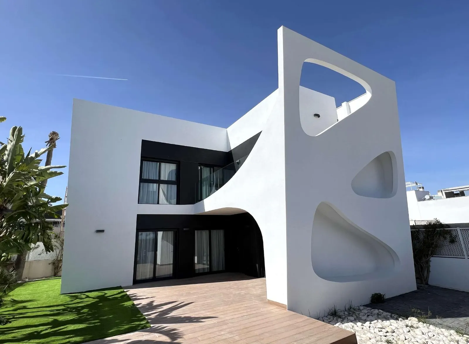 Exclusive New Build Villas in Ciudad Quesada - Design, Comfort and Privileged Location — 1