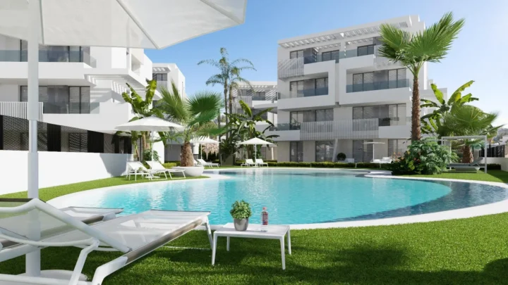 NEW BUILD APARTMENTS IN PRIVATE GATED RESORT IN PROVINCE OF MURCIA