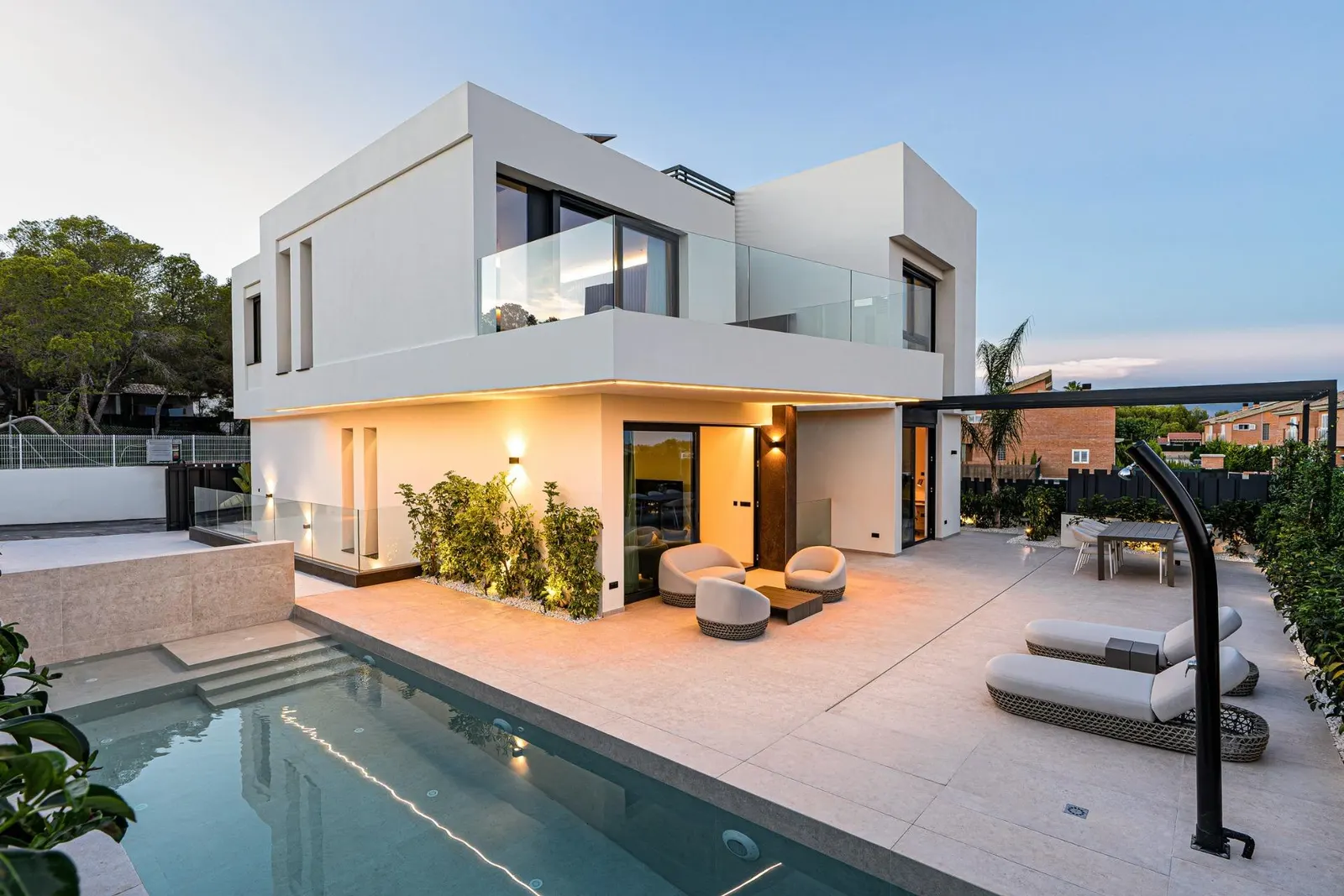 Exclusive New-Build Villas with Private Pools in La Nucía, Near Benidorm — 1