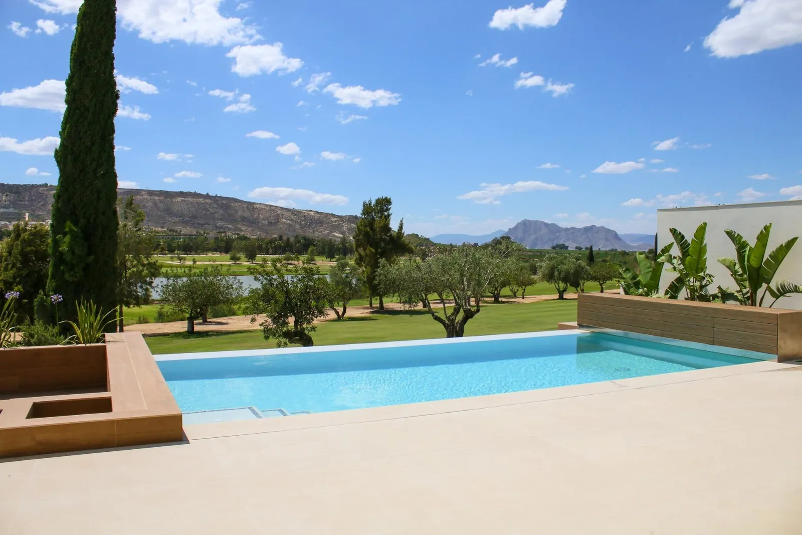 Exclusive New Build Frontline Golf Villas at La Finca Golf Resort — 1