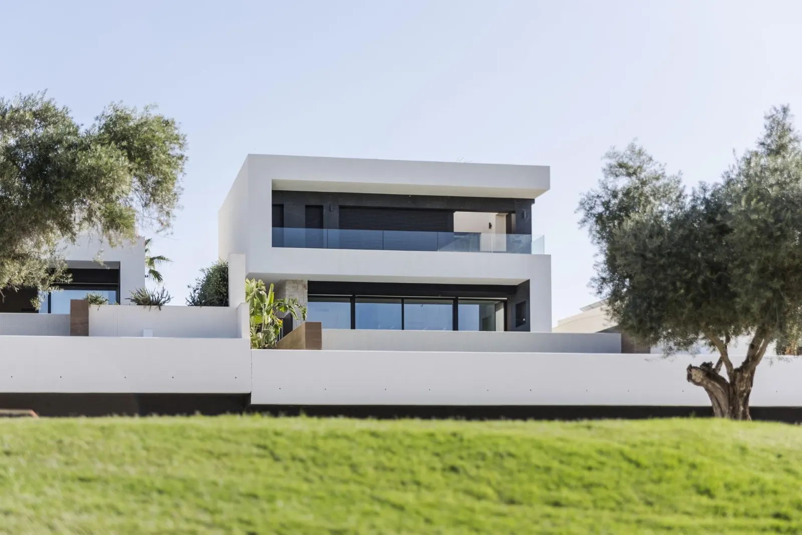Exclusive New Build Frontline Golf Villas at La Finca Golf Resort — 2