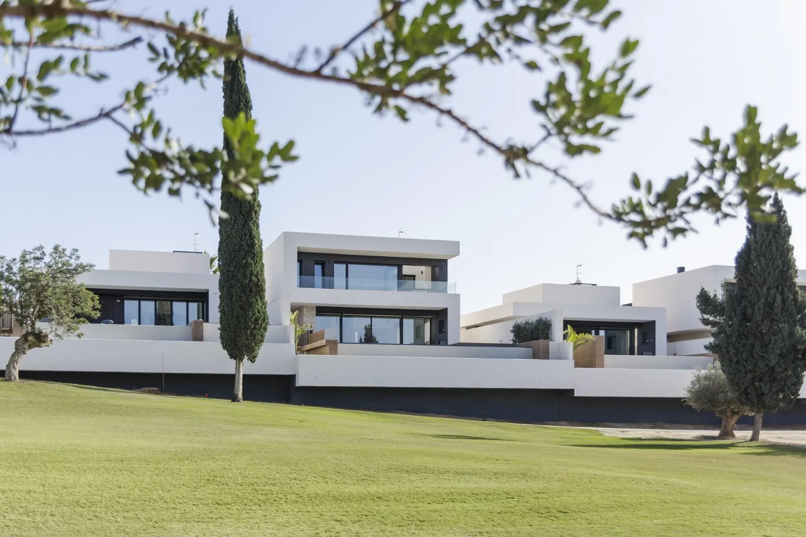 Exclusive New Build Frontline Golf Villas at La Finca Golf Resort — 4