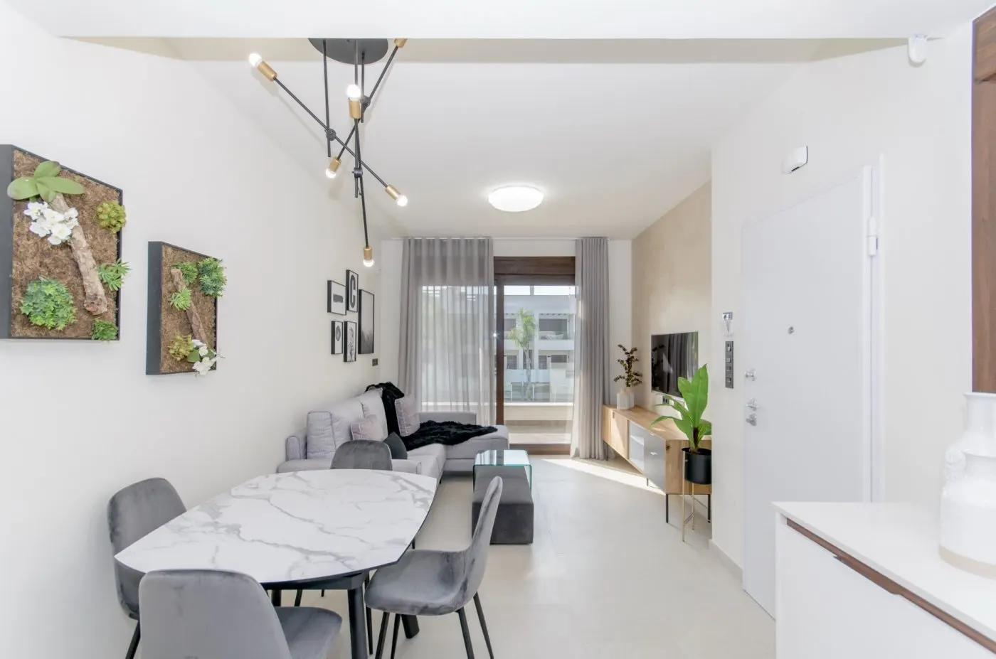 NEW BUILD RESIDENTIAL OF BUNGALOW APARTMENTS IN LOS BALCONES, TORREVIEJA — 4