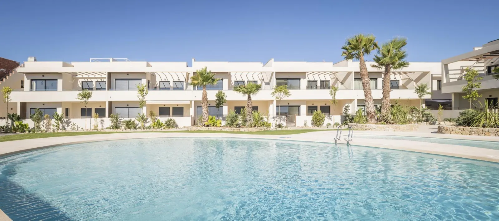 DESIGN BUNGALOW BY THE SEA — 3