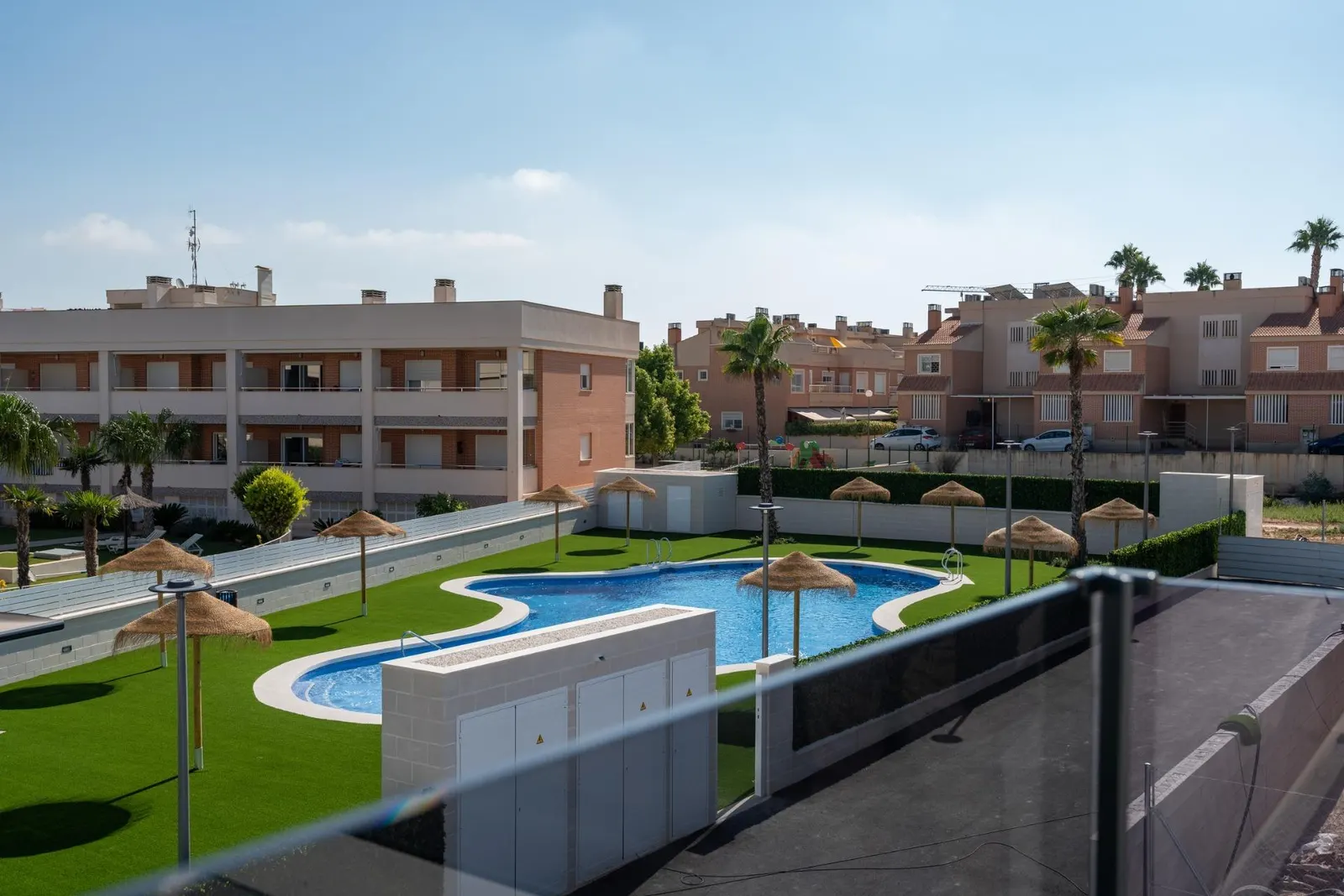 New Build Townhouses and Quads in Gran Alacant Near the Beach — 2