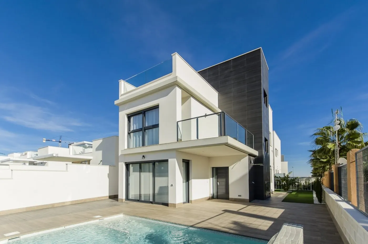 NEW BUILD RESIDENTIAL OF VILLAS IN SAN MIGUEL DE SALINAS — 1