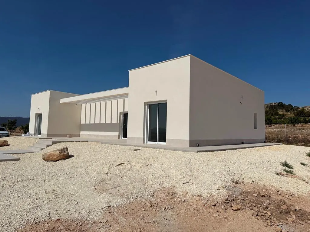 New build villas in Pinoso on rural plots — 4