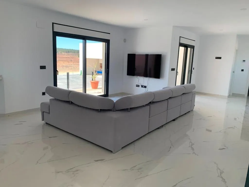NEW BUILD VILLAS IN PINOSO — 3