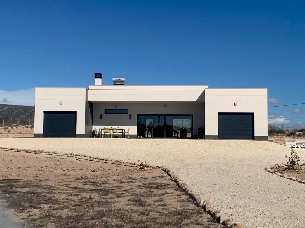 NEW BUILD VILLAS IN PINOSO — 1
