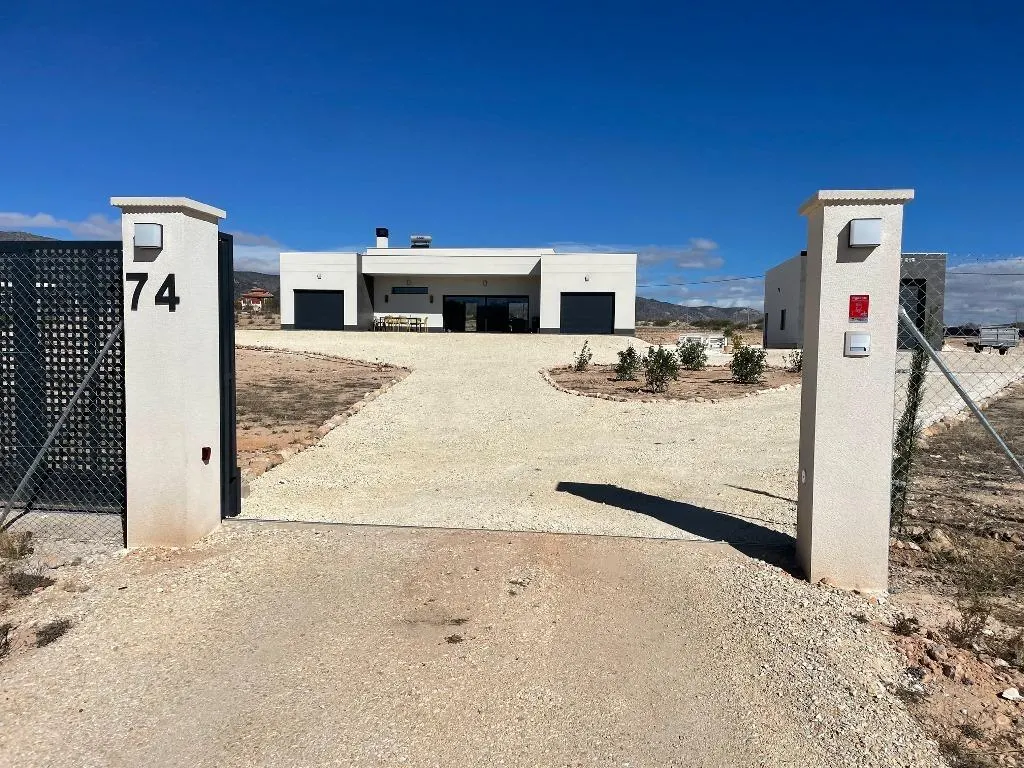 NEW BUILD VILLAS IN PINOSO — 3