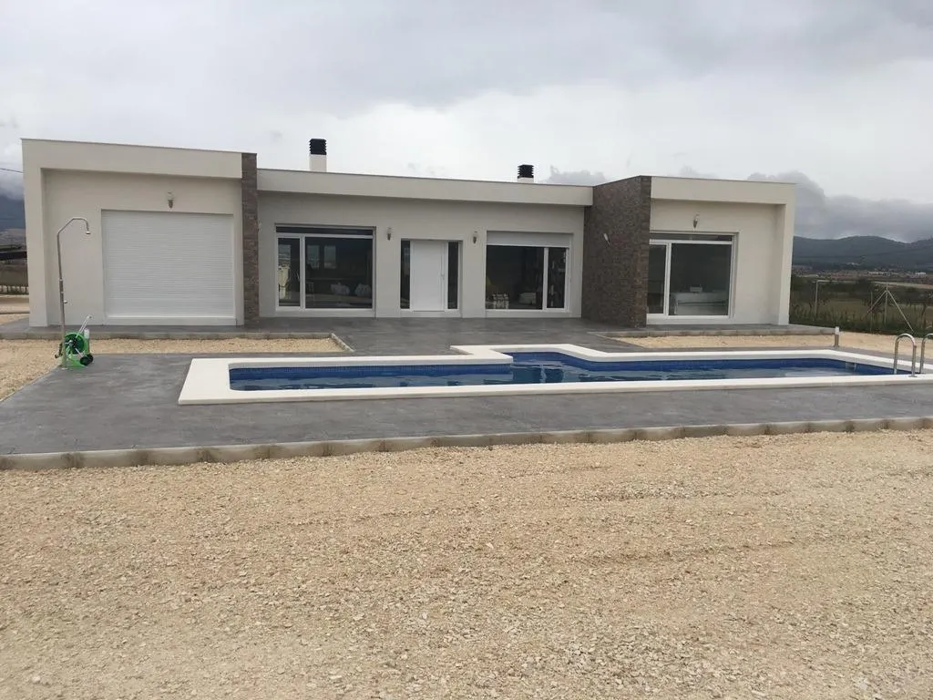 NEW BUILD VILLAS IN PINOSO — 3