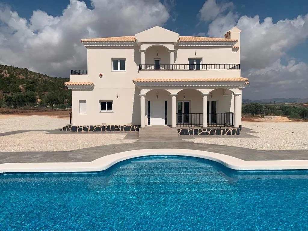 NEW BUILD VILLAS IN PINOSO — 3