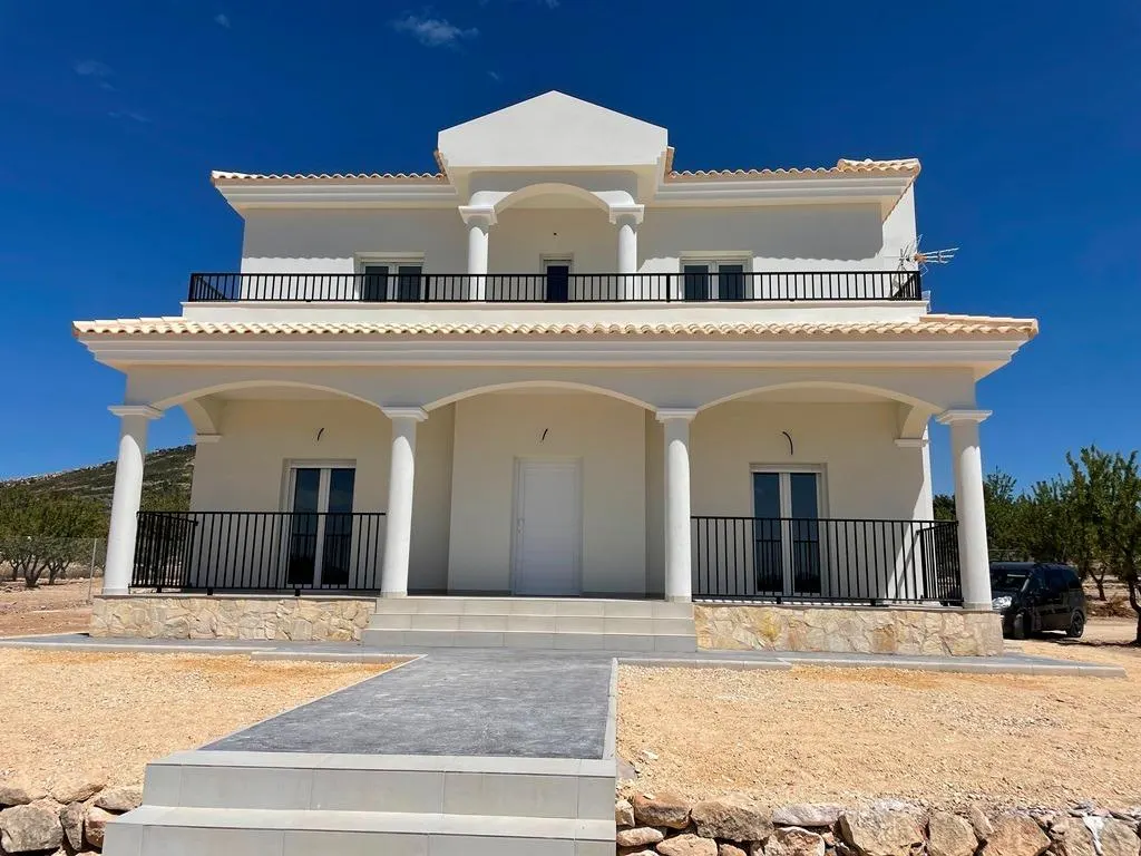NEW BUILD VILLAS IN PINOSO — 1