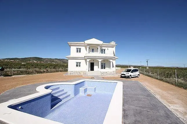 NEW BUILD VILLAS IN PINOSO — 2