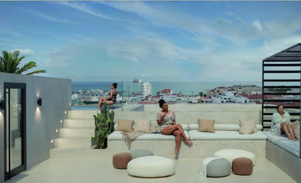 Modern Apartments for Sale Just 250 m from El Cura Beach in Torrevieja, Costa Blanca — 1