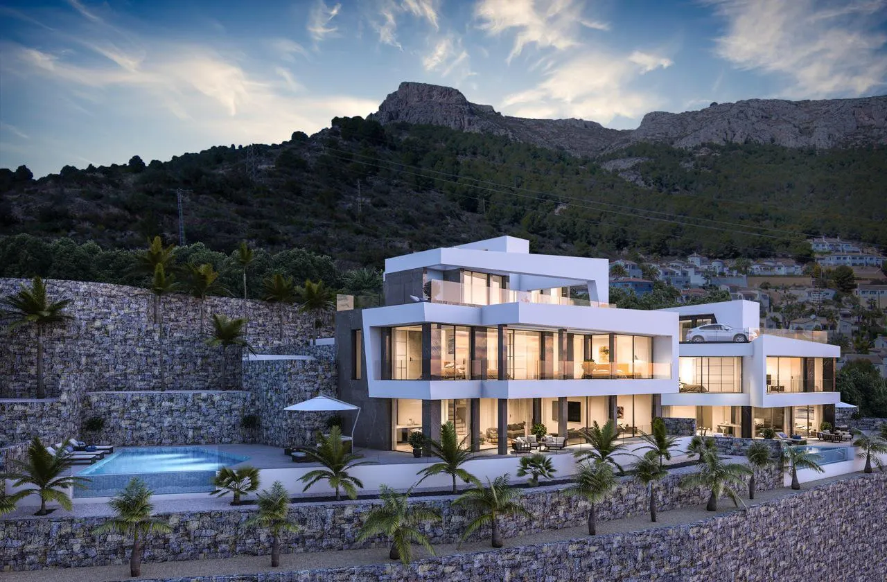 LUXURY VILLA WITH SEA VIEWS — 2