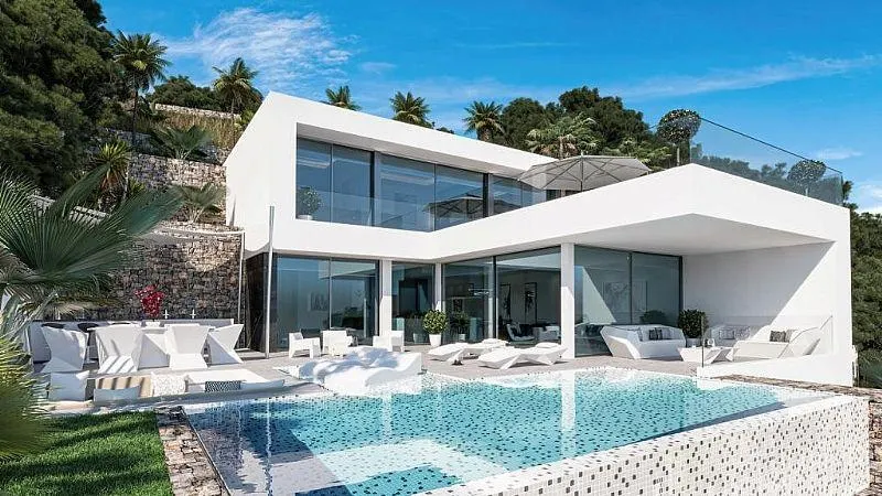 EXCLUSIVE VILLA WITH SPECTACULAR VIEWS — 2