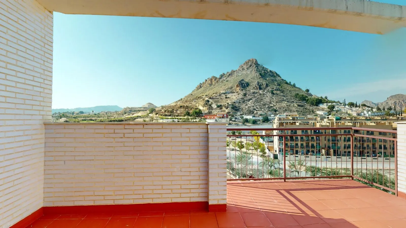 BEAUTIFUL RESIDENTIAL COMPLEX NEAR ARCHENA — 1
