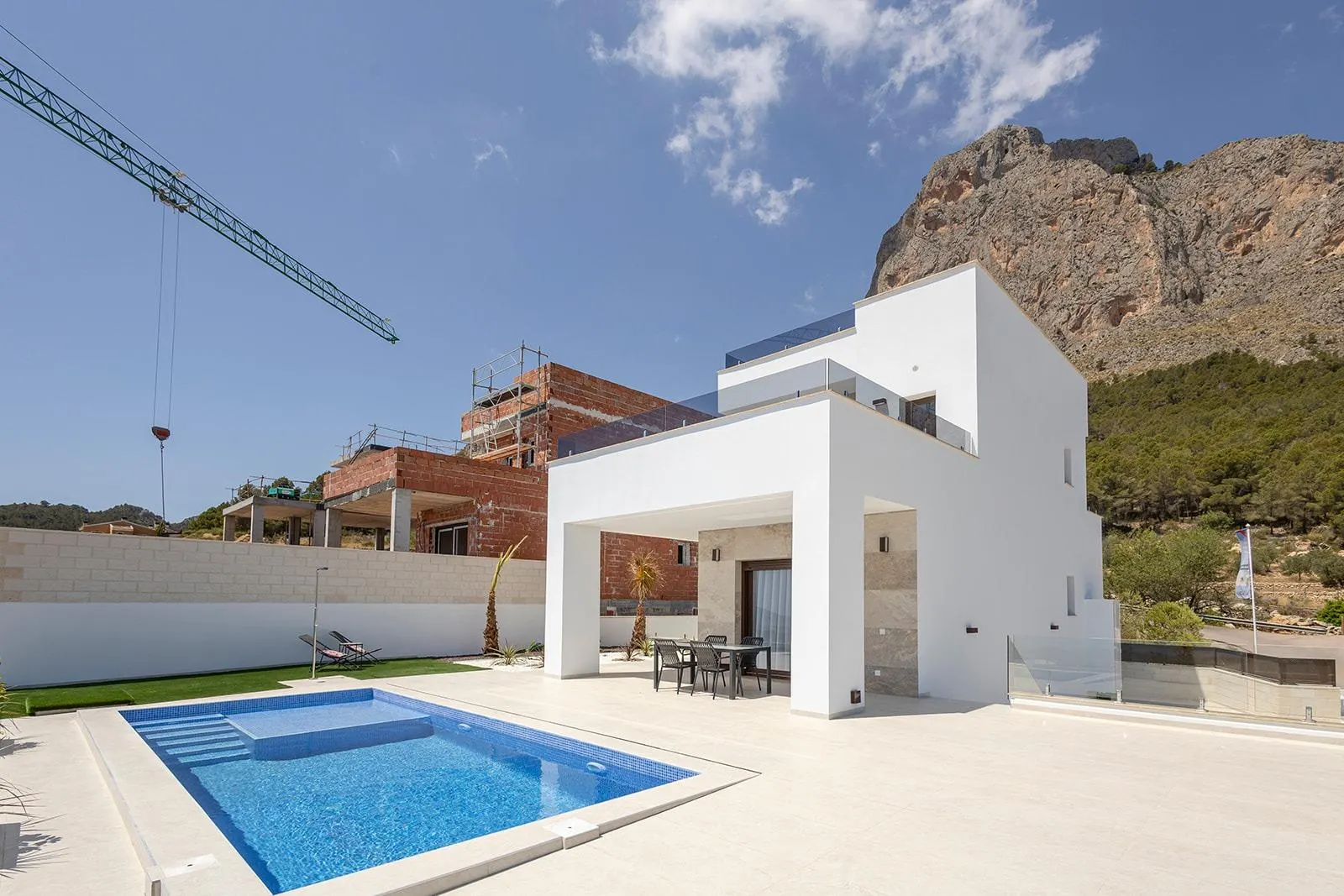 Stunning New Build Villas in Polop with Sea Views — 4