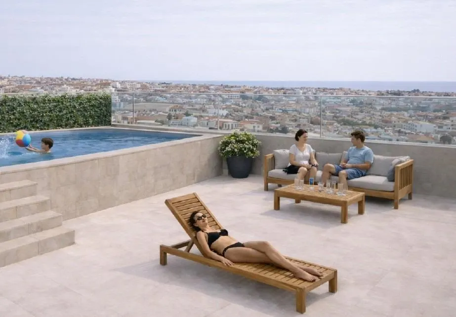 New Build Apartments in the Heart of Torrevieja Just 400 m from the Beach — 1