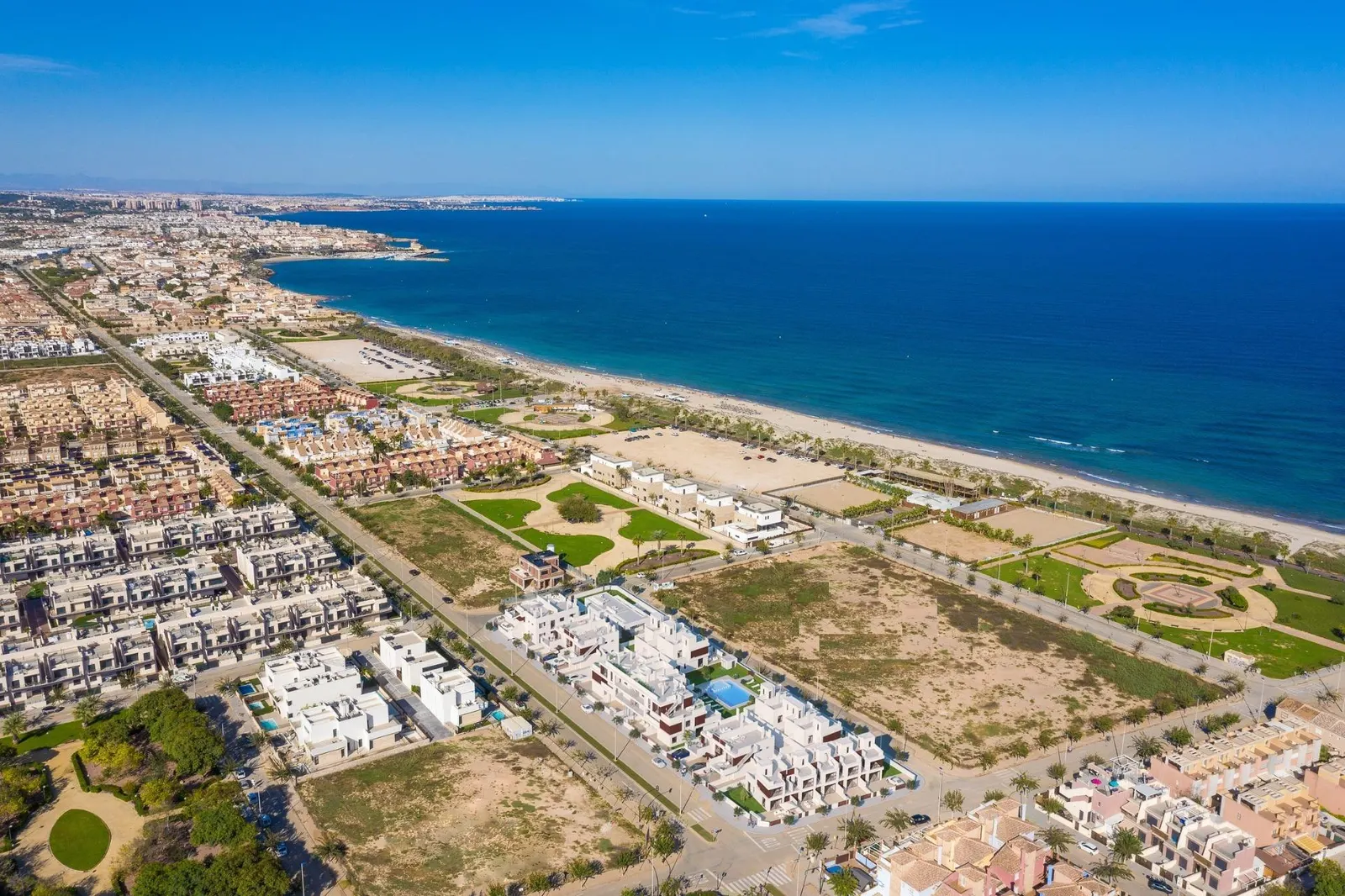 New Construction Residences Just 200 Meters from Las Higuericas Beach — 3