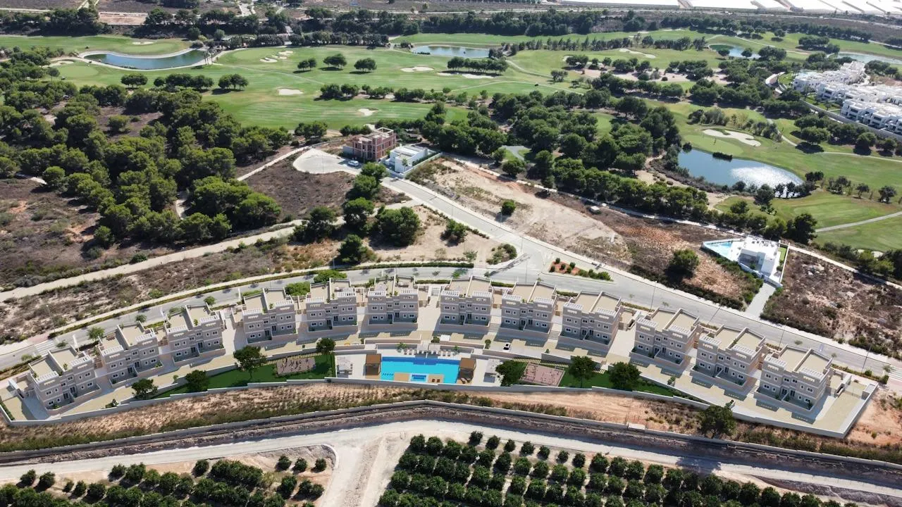 New Build Bungalows in Lo Romero Golf Resort, Pilar de la Horadada — 1