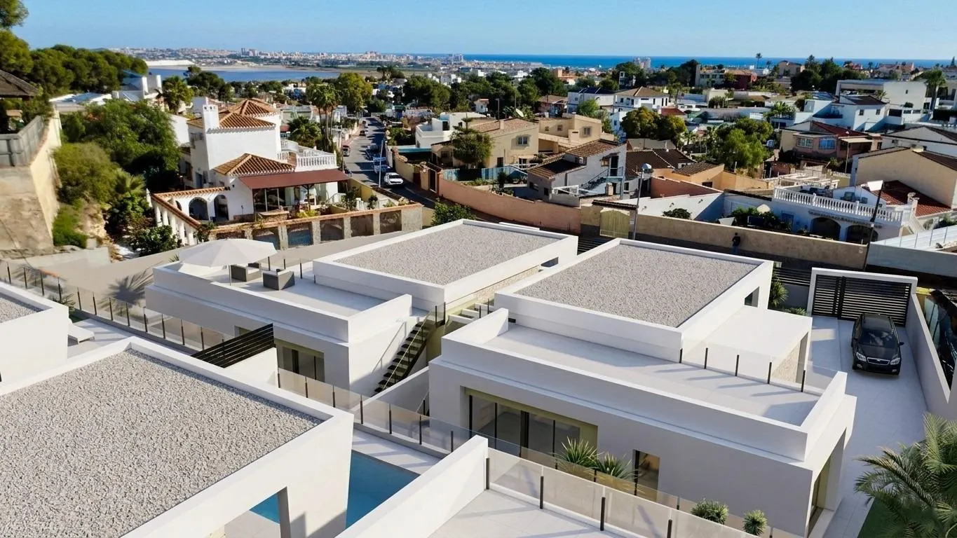 New-Build One-Story Villas with Private Pool in Torrevieja — 2