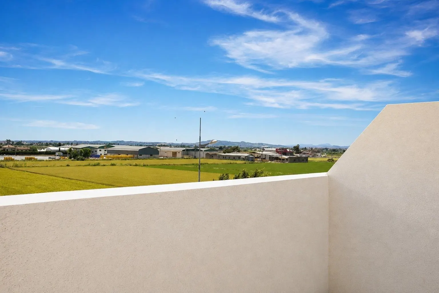Modern Townhouses in Dolores with comunal pool — 2