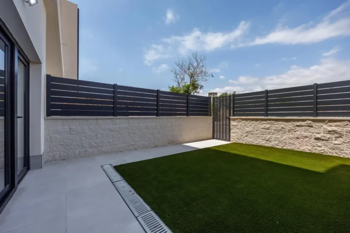 Unique Investment Opportunity in Villajoyosa Costa Blanca North