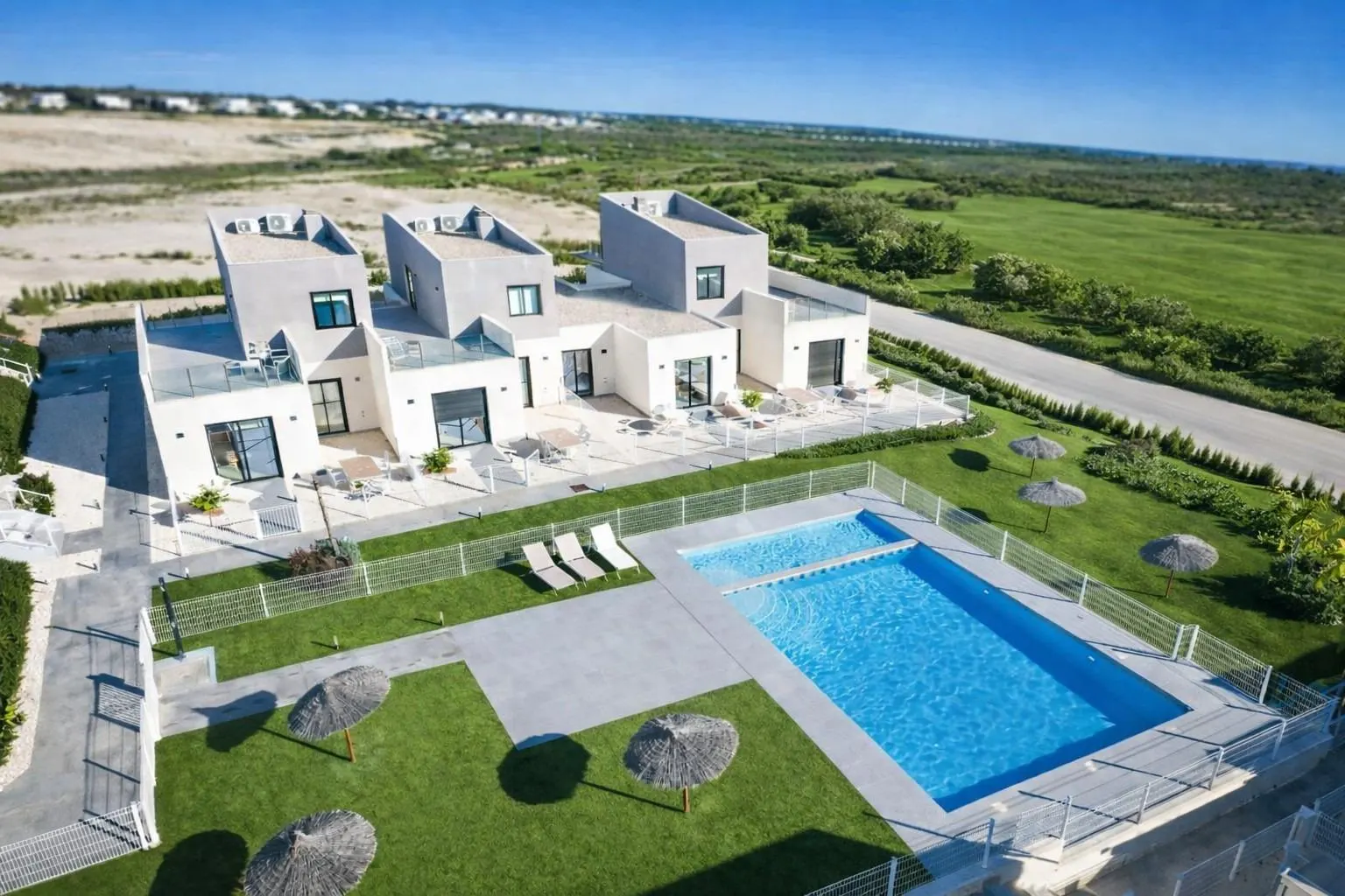 New Build Key Ready Townhouses and Semi Detached Villas in Altaona Golf Resort Murcia — 4